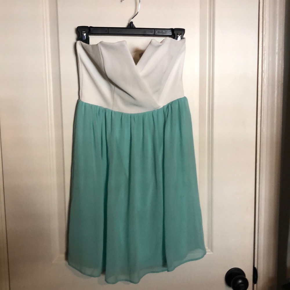 Spring Dress - Picture 2 of 4